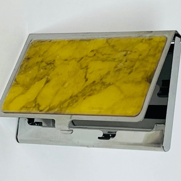 Design Ideas IdentityCase, Marble Look , 15 card capacity Business Card Holder - Picture 1 of 2